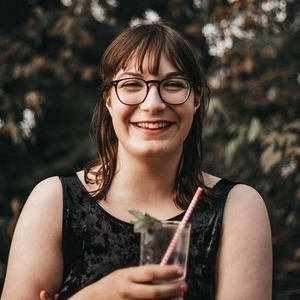 Meet your Posher, Camille